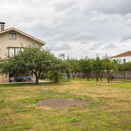 La Huertina De Granda * Candanal (Costa Verde)