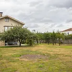 La Huertina De Granda Candanal (Costa Verde)