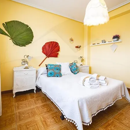 La Huertina De Granda بيت للعطل *