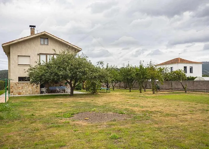 La Huertina De Granda * Candanal (Costa Verde)