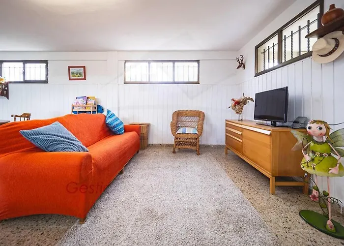 Сasa de vacaciones La Huertina De Granda Candanal (Costa Verde)