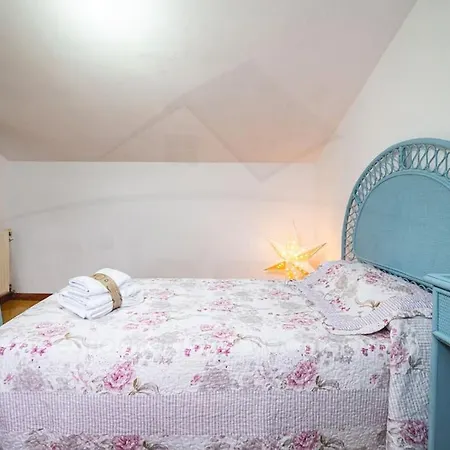 La Huertina De Granda * Candanal (Costa Verde)