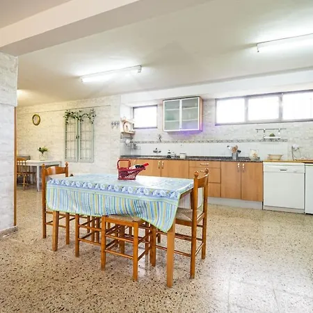 La Huertina De Granda *