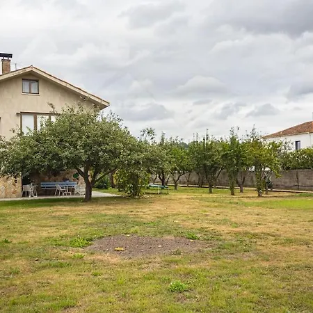La Huertina De Granda Candanal (Costa Verde)